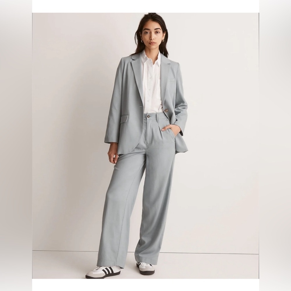NWT Neale Straight Leg Pant in Drapeweave, Overcast Size 2